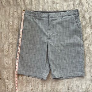 Walter Hagen Mens Perfect 11 Gray Plaid Golf Shorts 34
